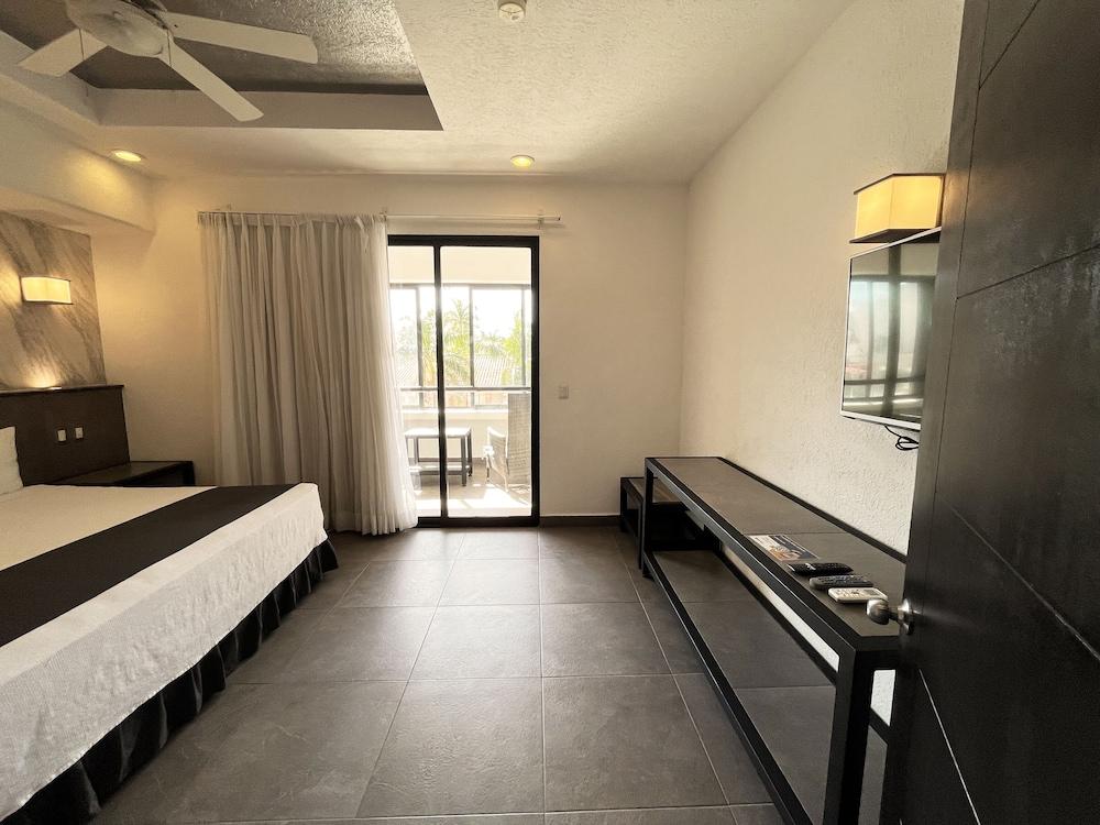 Hotel Mx Portal Maya Playa del Carmen Buitenkant foto